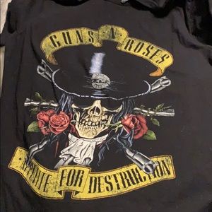Guns and roses T-shirt